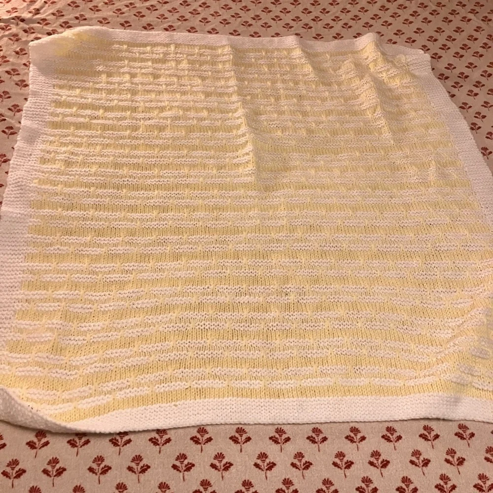 Hand knit pretty throw blanket / baby blanket lemon yellow and white wool blend